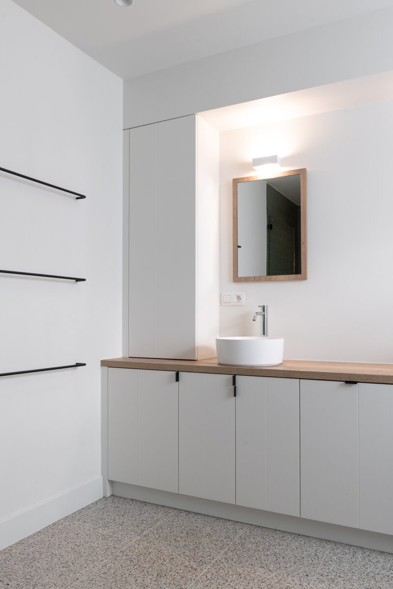 Badkamer wit hout quality living